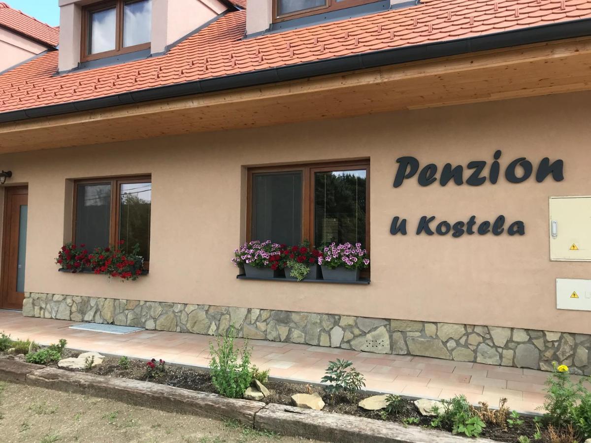 Penzion U Kostela Kuzelov Exterior photo